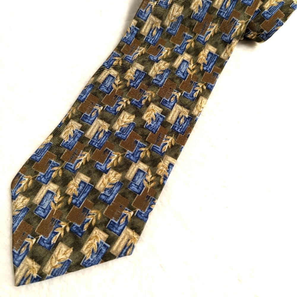 Vintage Men's 100% Silk Tie by Cambridge Classic Leaf Motif - Picture 11 of 11